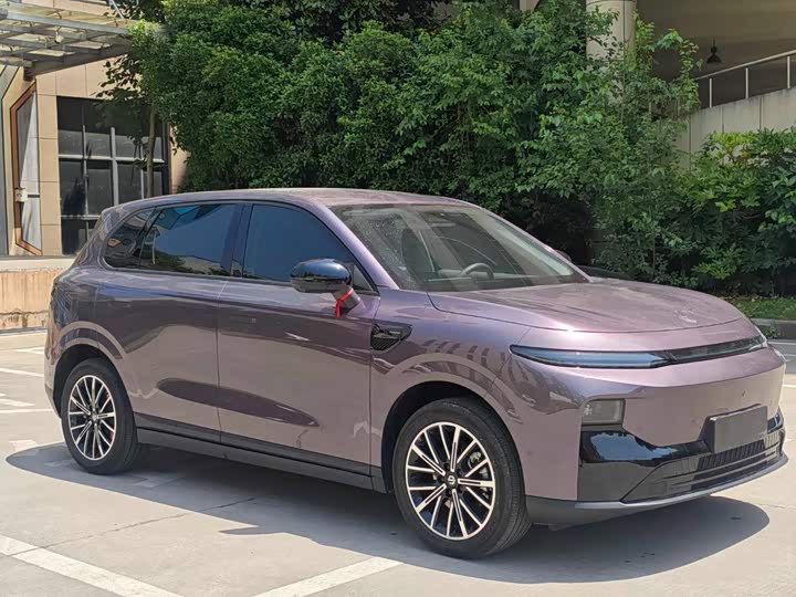 Leapmotor B10, 2025 — фото 3 из 9