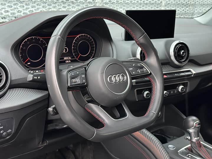 Audi Q2L, 2024 — фото 9 из 9