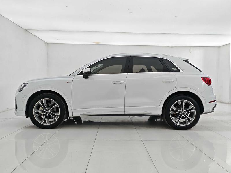 Audi Q3, 2022 — фото 4 из 12