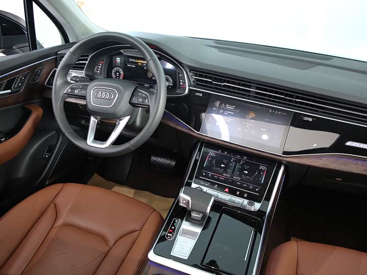 Audi Q7, 2022 — фото 9 из 9