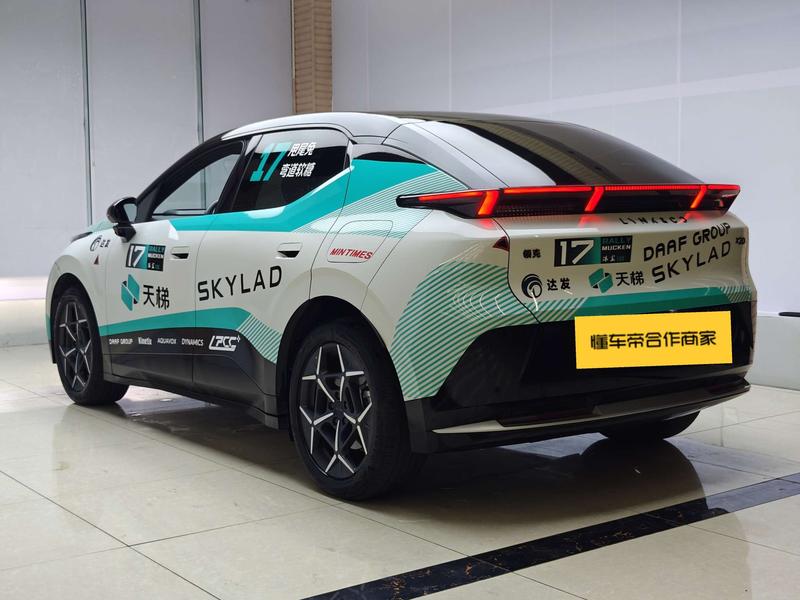 Lynk & Co Z20, 2025 — фото 4 из 11