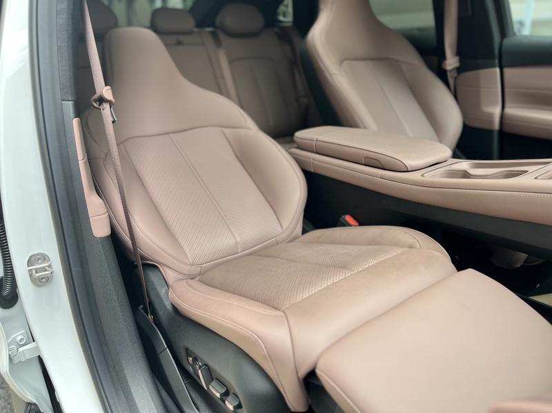 Nio EC6, 2024 — фото 10 из 12