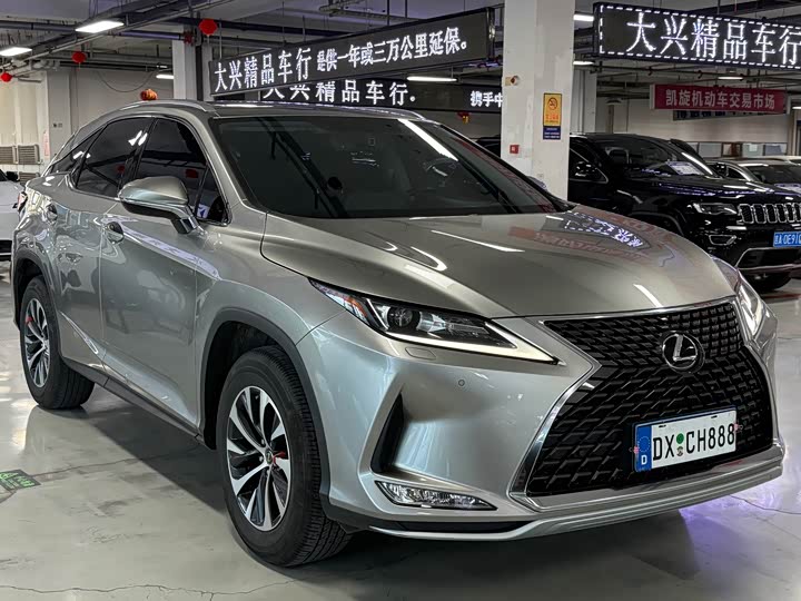 Lexus RX, 2022 — фото 3 из 9