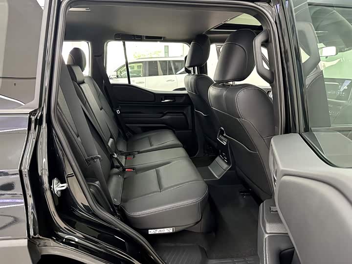 Toyota Prado, 2025 — фото 9 из 9