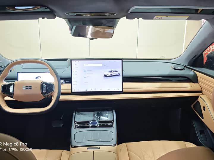 Geely Galaxy Starshine 8 EM-i, 2025 — фото 6 из 9