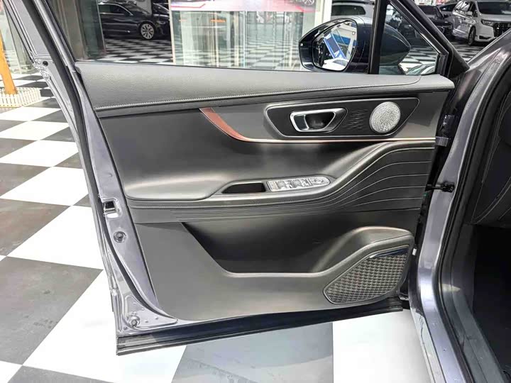 Chery Omoda C5, 2022 — фото 7 из 9