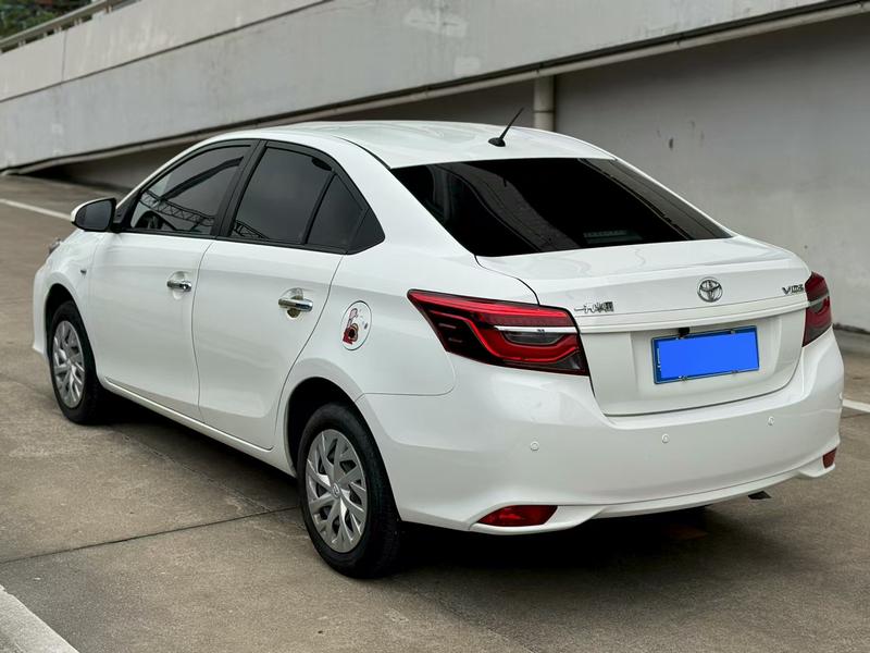 Toyota Vios, 2022 — фото 4 из 9