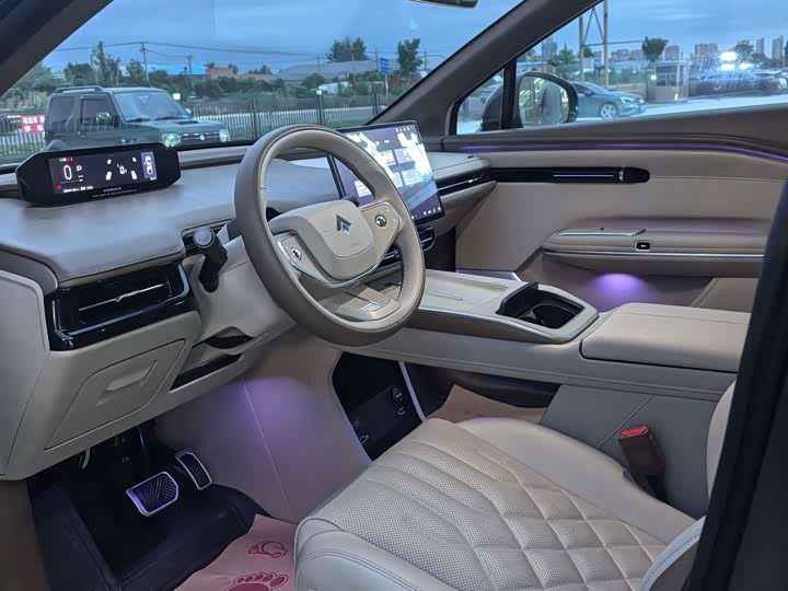 GAC Hyptec HT, 2025 — фото 4 из 9