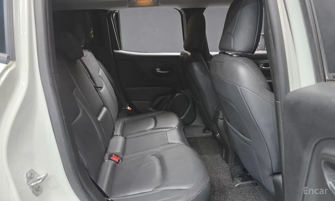 Jeep Renegade, 2022 — фото 12 из 12