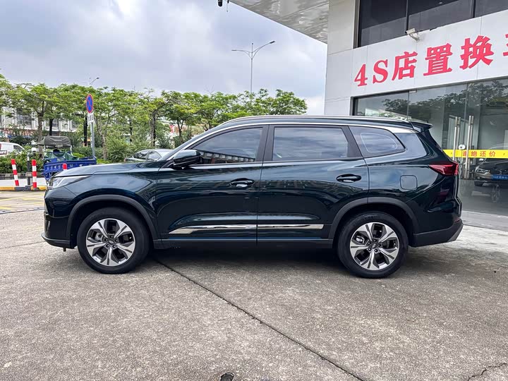 Chery Tiggo 8 Pro Hybrid, 2023 — фото 7 из 9
