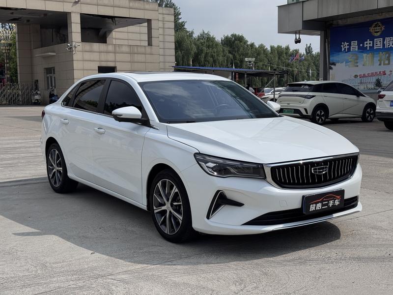 Geely Emgrand, 2023 — фото 3 из 11