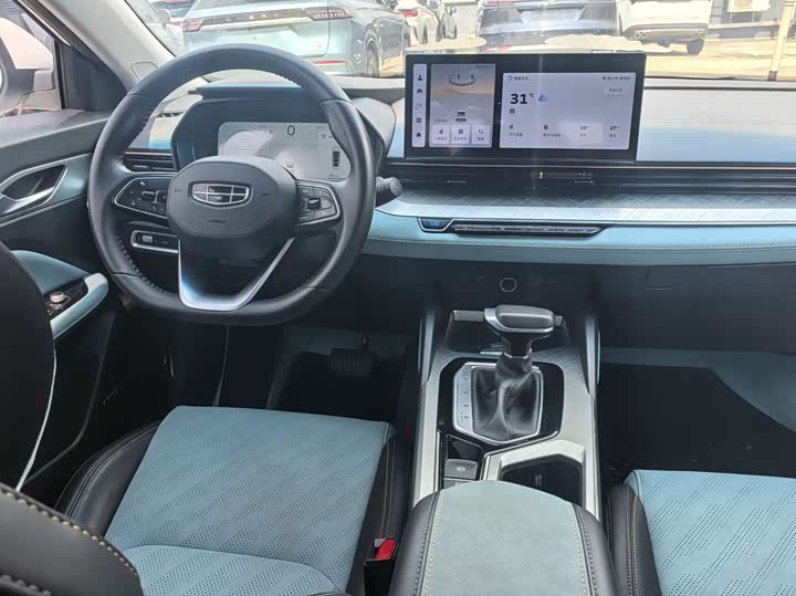 Geely Emgrand L, 2022 — фото 7 из 9