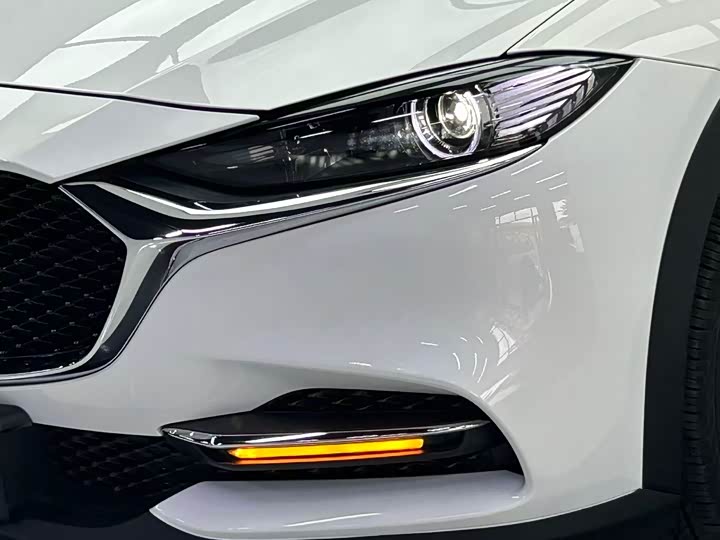 Mazda CX-4, 2023 — фото 7 из 9