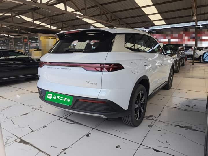 BYD Song Pro Hybrid, 2023 — фото 7 из 9