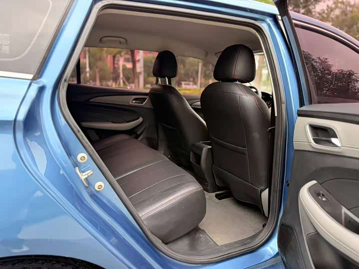 Roewe Ei5, 2022 — фото 9 из 9