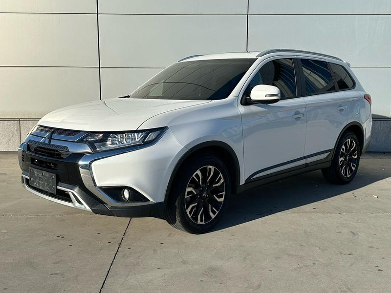 Mitsubishi Outlander, 2021 — купить в Рязани под ключ