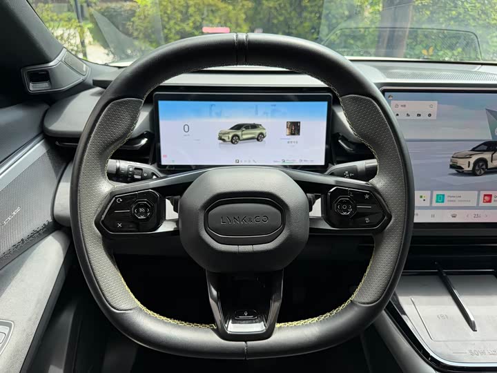 Lynk & Co 08 EM-P Hybrid, 2023 — фото 8 из 9