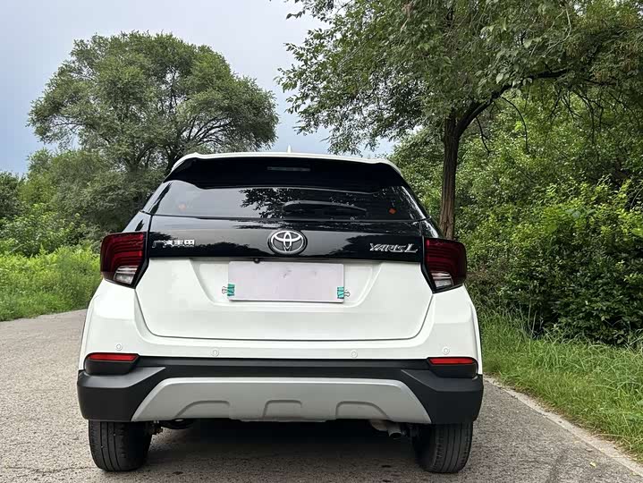 Toyota Yaris L Hatchback, 2022 — фото 5 из 9