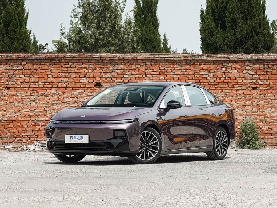 Leapmotor B01, 2026 — купить в Ульяновске под ключ