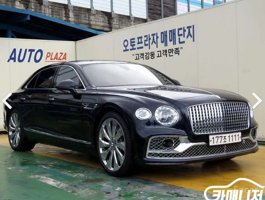 Bentley Flying Spur, 2022 — купить в Саратове под ключ