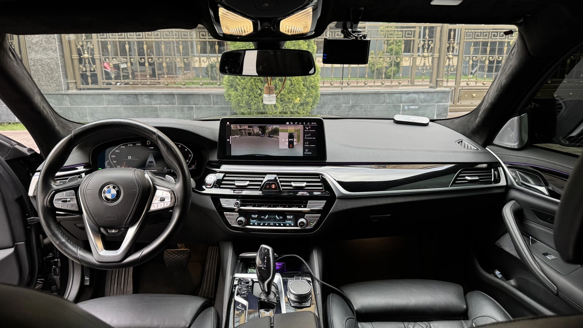 BMW 5 Serii, 2021 — фото 9 из 12