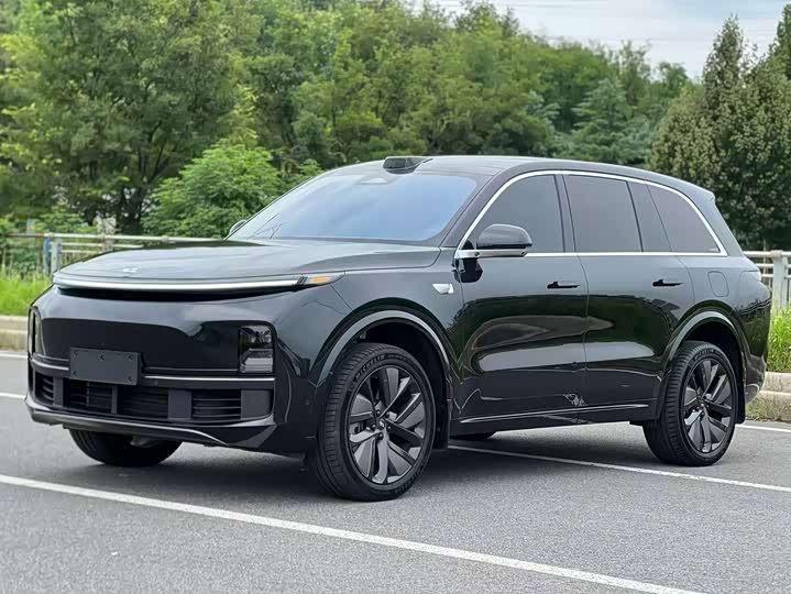 LiXiang L8, 2024 — купить в Белгороде под ключ