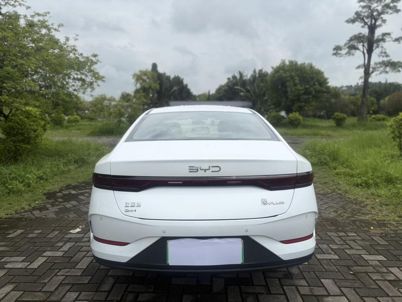 BYD Qin Plus, 2026 — фото 6 из 12