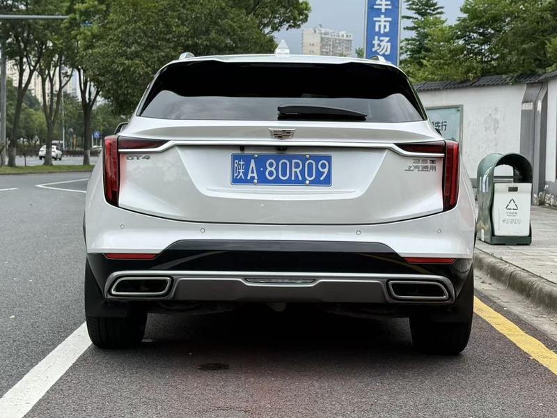Cadillac GT4, 2023 — фото 4 из 10