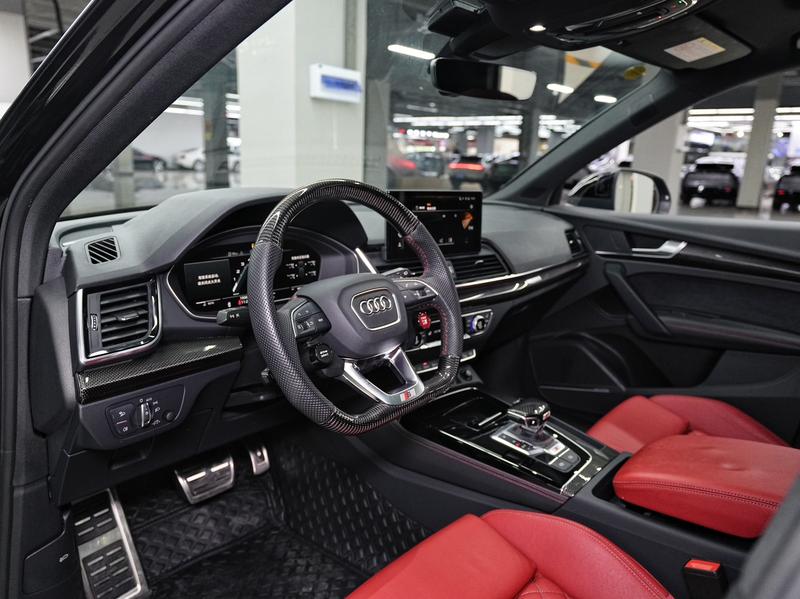 Audi SQ5, 2024 — фото 6 из 9