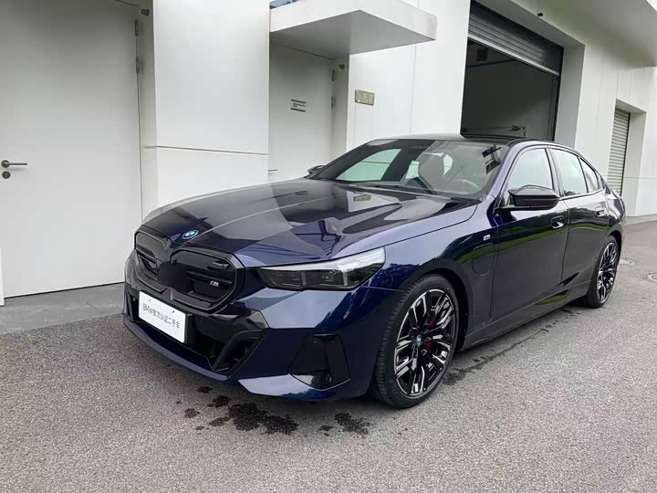 BMW i5, 2023 — купить в Костроме под ключ