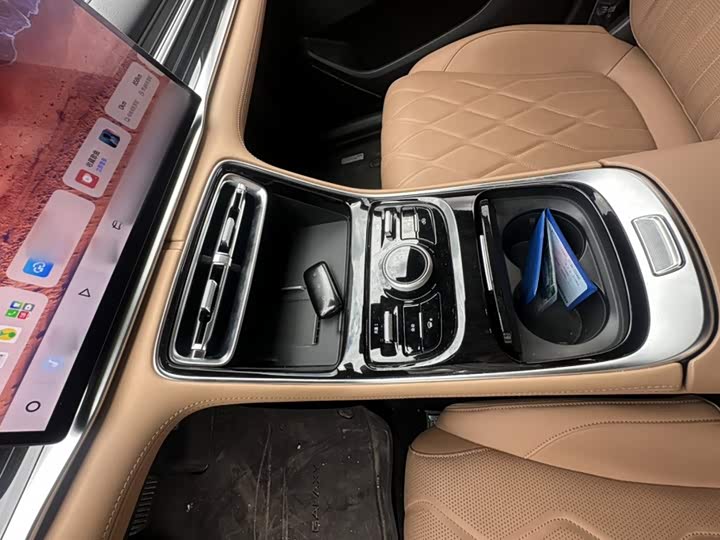 Geely Galaxy A7, 2025 — фото 6 из 9