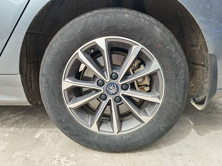 BYD Qin Plus, 2024 — фото 8 из 9