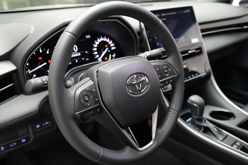Toyota Avalon, 2026 — фото 8 из 12
