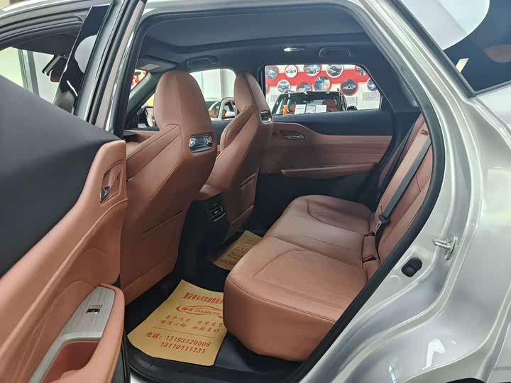 Changan UNI-Z Hybrid, 2023 — фото 4 из 9