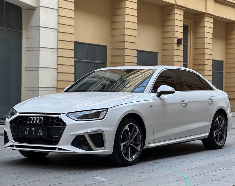Audi A4L, 2023 — купить в Санкт-Петербурге под ключ