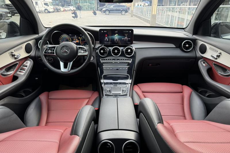 Mercedes-Benz GLC-Class Coupe, 2023 — фото 7 из 12