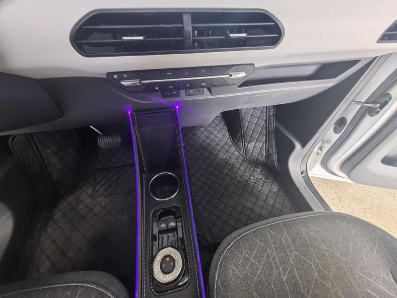 Geely Galaxy Panda Mini, 2023 — фото 7 из 12