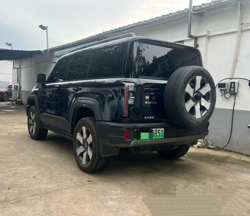 BAIC Beijing BJ40 Hybrid, 2025 — фото 4 из 10