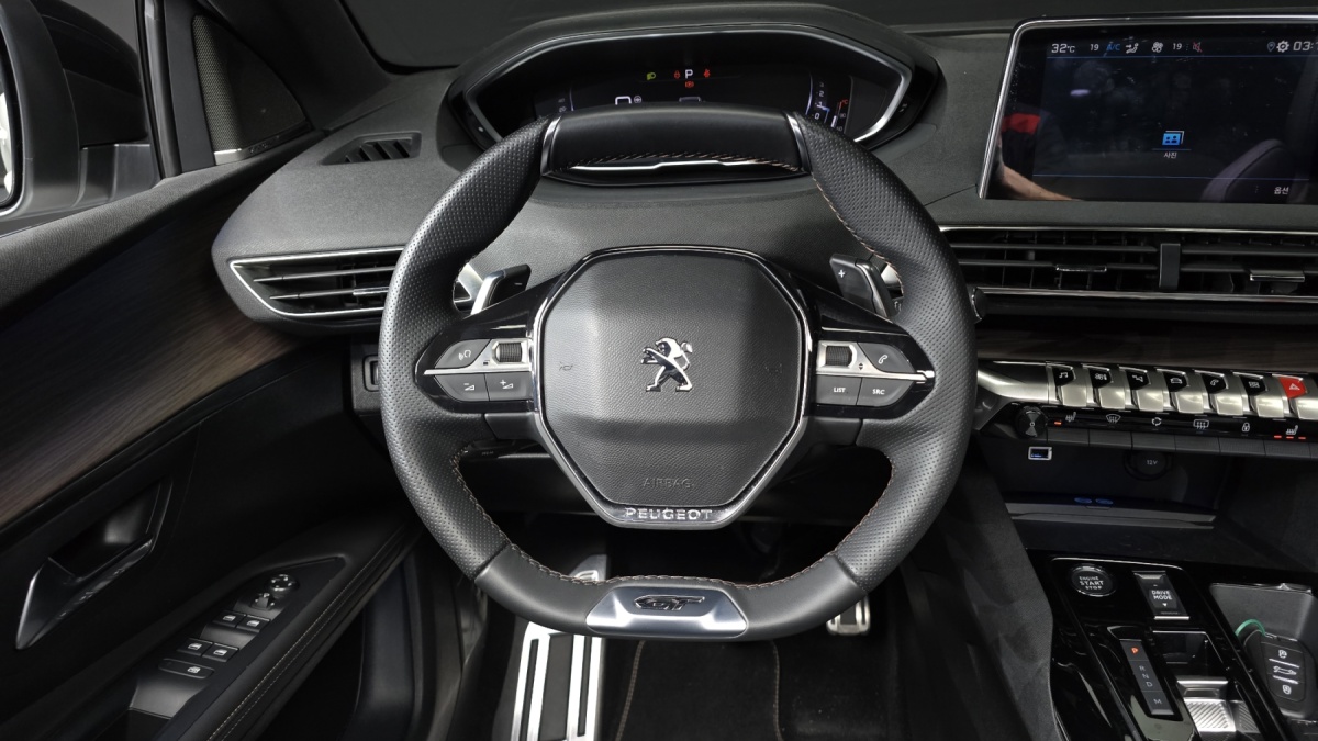 Peugeot 5008, 2024 — фото 12 из 12