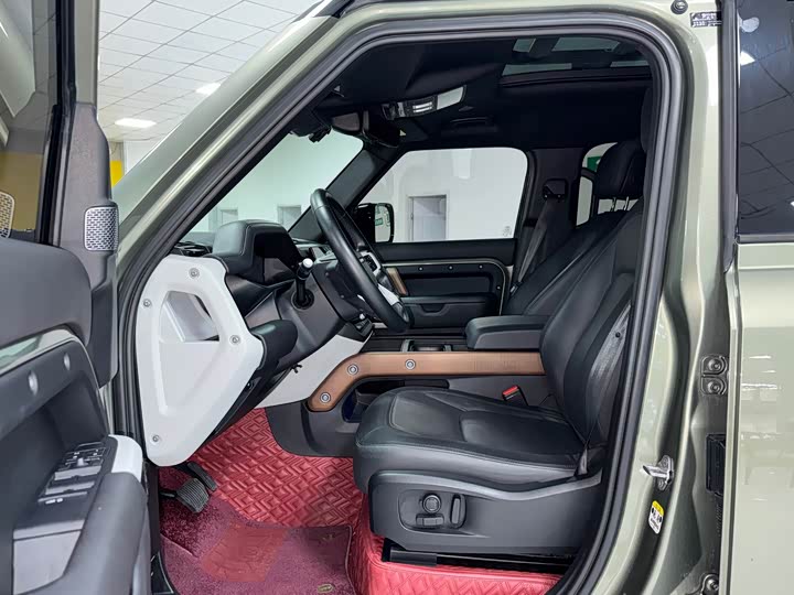 Land Rover Defender, 2022 — фото 4 из 9
