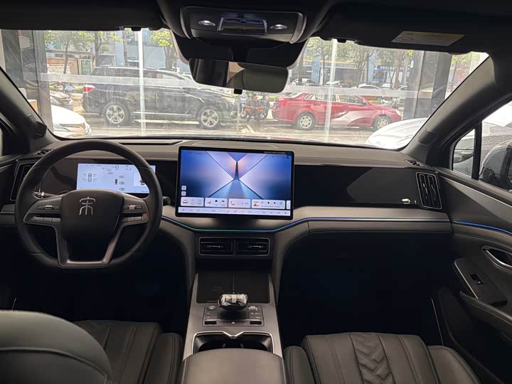 BYD Song L DM-i Hybrid, 2024 — фото 6 из 9