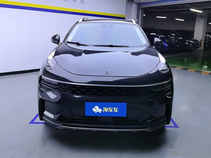 Lynk & Co 01, 2022 — фото 2 из 9