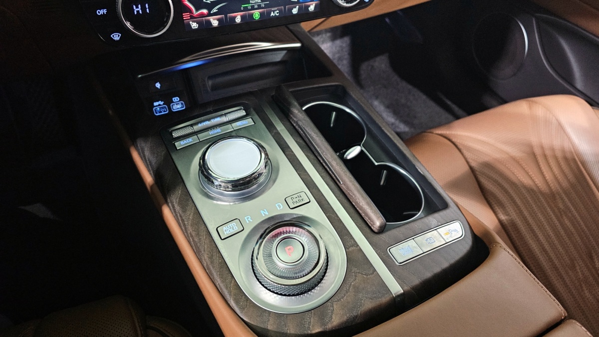 Genesis G80, 2022 — фото 8 из 12