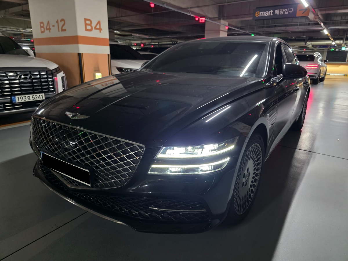 Genesis G80, 2023 — купить в Москве под ключ