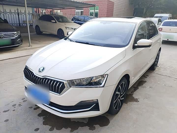 Skoda Rapid, 2022 — фото 2 из 9