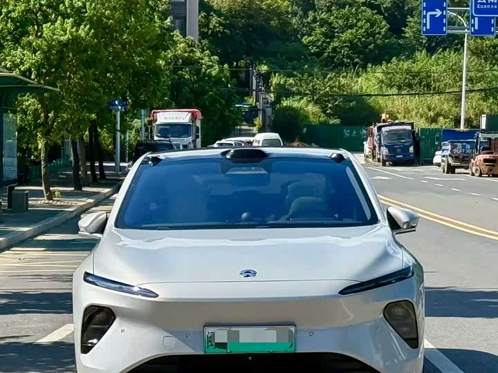 Nio ET7, 2022 — фото 2 из 9