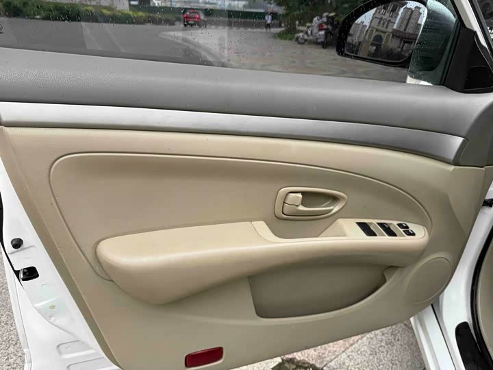 Dongfeng Aeolus E70, 2022 — фото 4 из 9