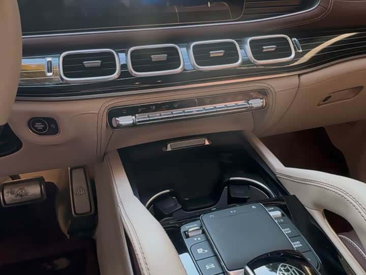 Mercedes-Benz GLS-Class, 2023 — фото 11 из 12