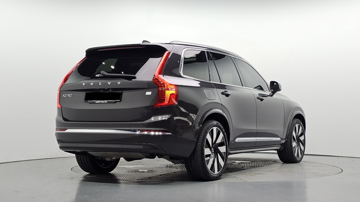Volvo XC90, 2024 — фото 2 из 12