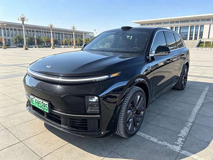 LiXiang L7, 2024 — купить в Санкт-Петербурге под ключ